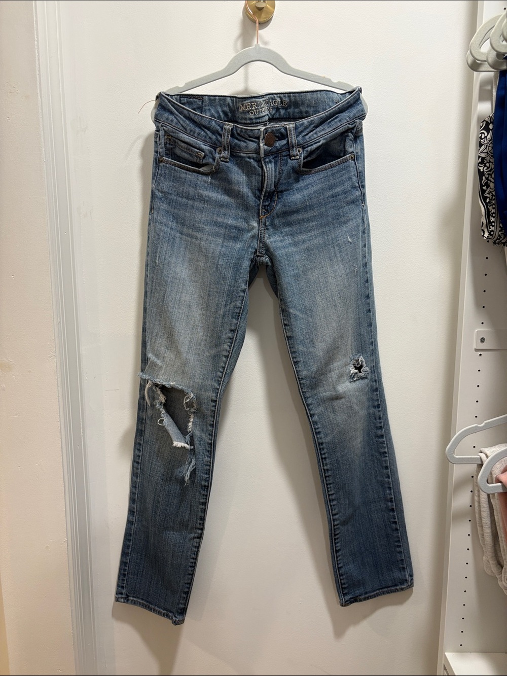 American Eagle Outfitters Distressed Light Blue Skinny Jeans